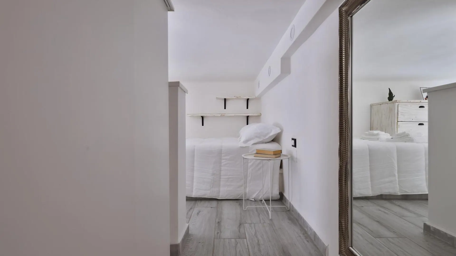 Quiet House Milano In Navigli Sleeps 4 Apartment Milan