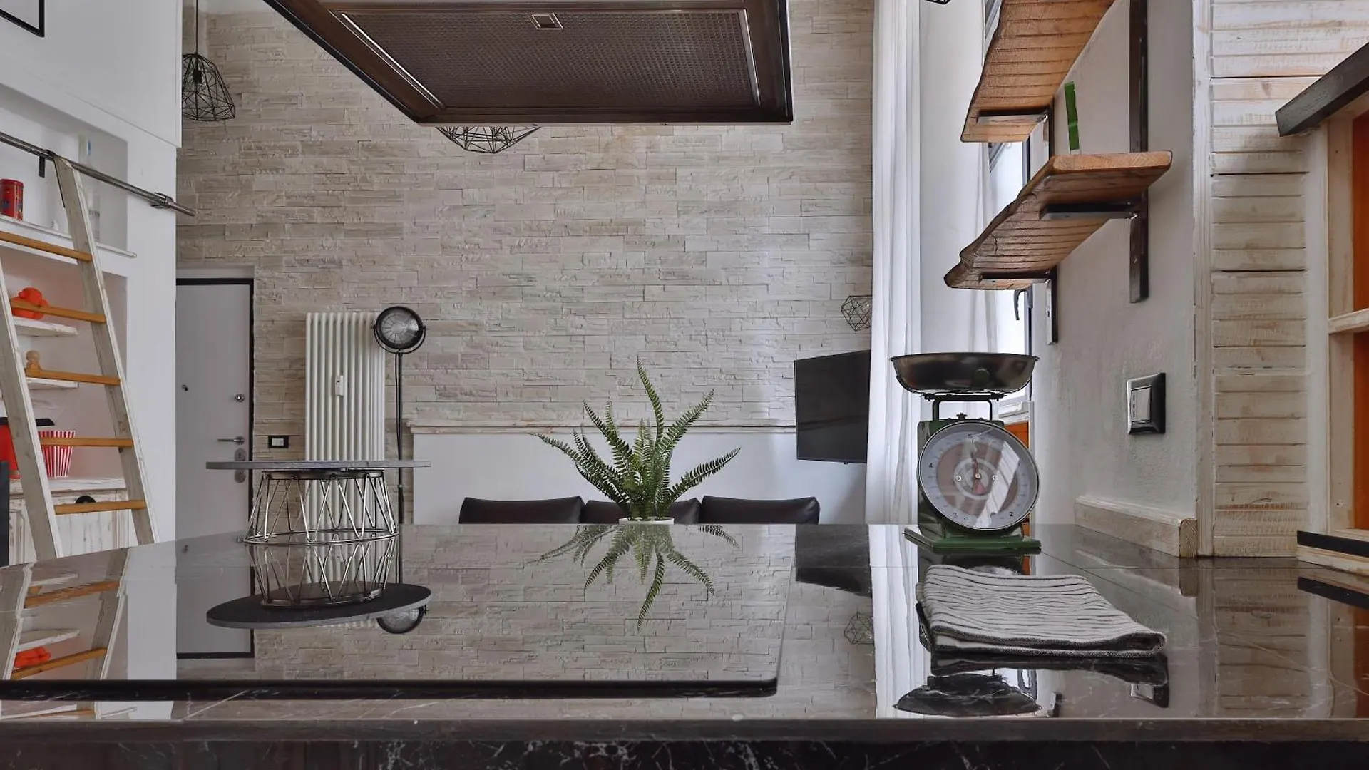 Quiet House Milano In Navigli Sleeps 4 Apartment Italy