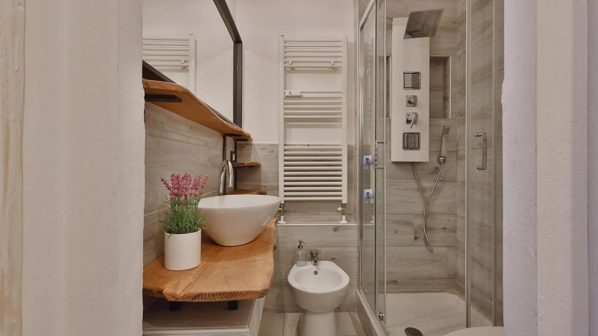 Quiet House Milano In Navigli Sleeps 4 Apartment Italy